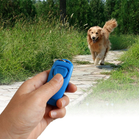 Generise Dog Training Clicker & Fluit   7.3 X 3.2 Cm
